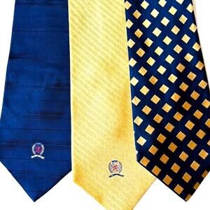 VTG 90s Tommy Hilfiger Silk Ties Neckties Navy Blue Gold Crest Logo USA Lot Of 3